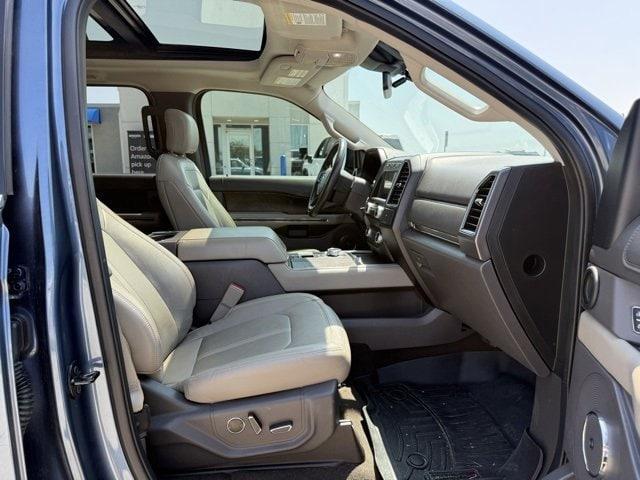 Photo of 2020 Blue Ford Expedition
