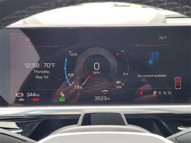 Photo of 2025 Summit White GMC Sierra EV