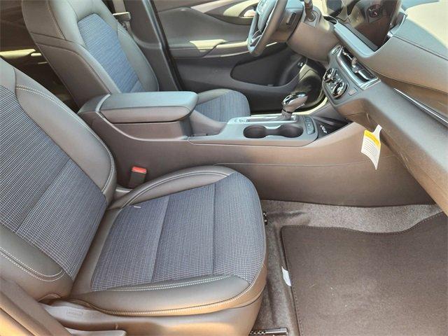Photo of 2025 Cinnabar Metallic Buick Envista