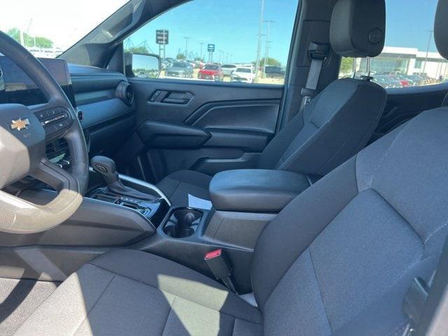 Photo of 2024 Black Chevrolet Colorado