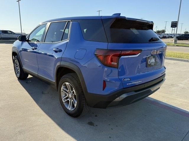 Photo of 2025 Metallic GMC Terrain