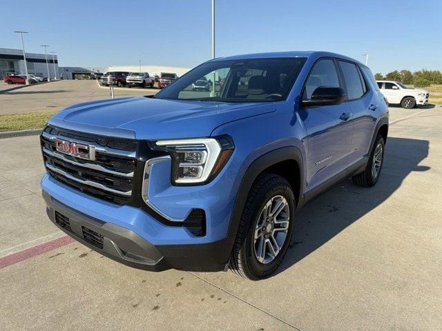 Photo of 2025 Metallic GMC Terrain