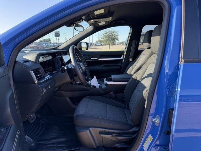 Photo of 2025 Metallic GMC Terrain