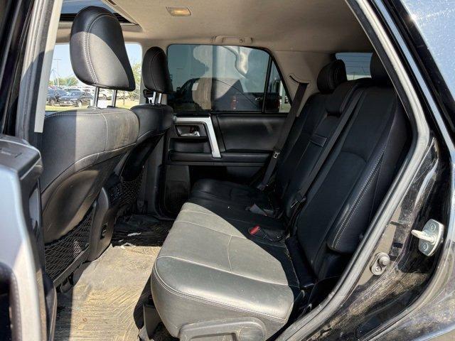Photo of 2016 Black Toyota 4Runner