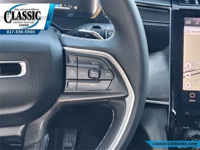 Photo of 2025 Silver Jeep Grand Cherokee L