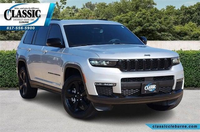 Photo of 2025 Silver Jeep Grand Cherokee L
