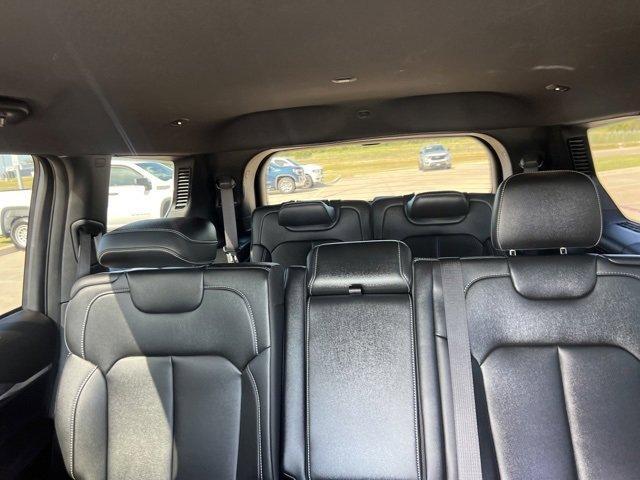 Photo of 2025 Silver Jeep Grand Cherokee L