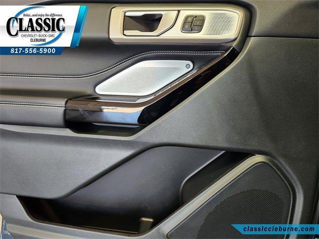 Photo of 2024 Blue Ford Explorer