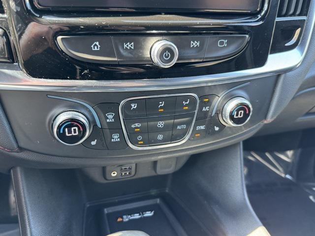 Photo of 2023 Sterling Gray Metallic Chevrolet Traverse