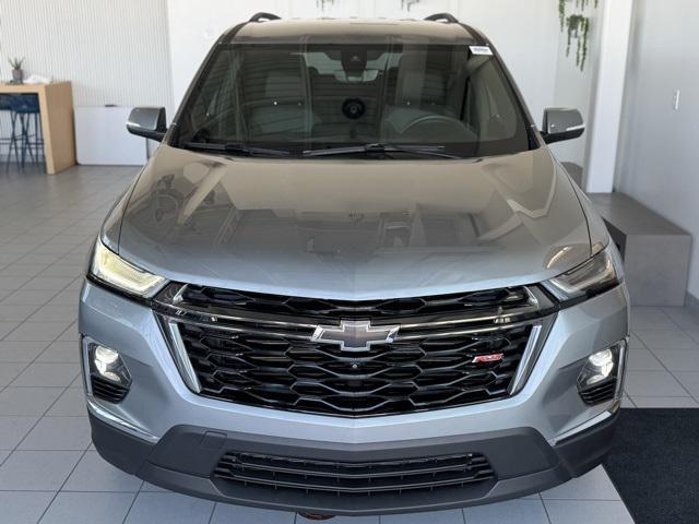 Photo of 2023 Sterling Gray Metallic Chevrolet Traverse