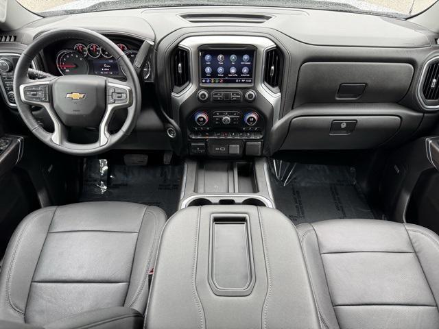 Photo of 2022 Silver Ice Metallic Chevrolet Silverado 1500