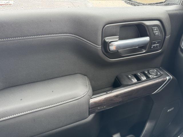 Photo of 2022 Silver Ice Metallic Chevrolet Silverado 1500