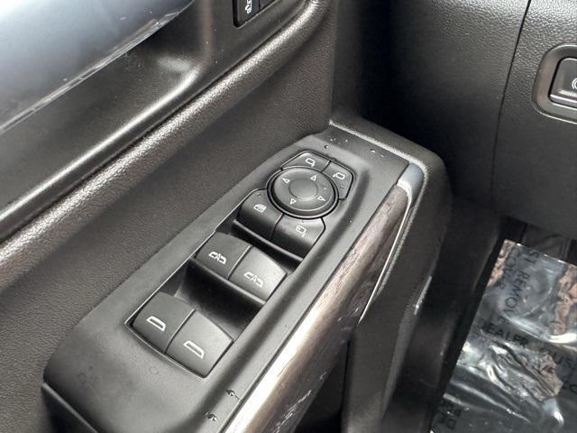 Photo of 2022 Silver Ice Metallic Chevrolet Silverado 1500
