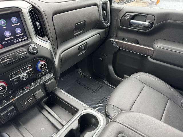 Photo of 2022 Silver Ice Metallic Chevrolet Silverado 1500