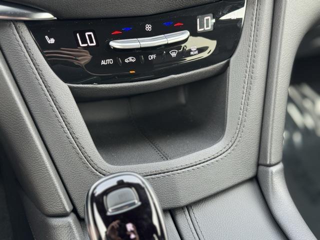 Photo of 2025 Argent Silver Metallic Cadillac XT6