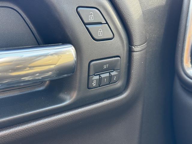 Photo of 2019 Shadow Gray Metallic Chevrolet Silverado 1500