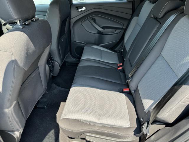 Photo of 2018 Shadow Black Ford Escape