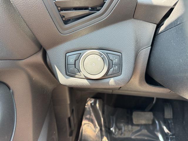 Photo of 2018 Shadow Black Ford Escape