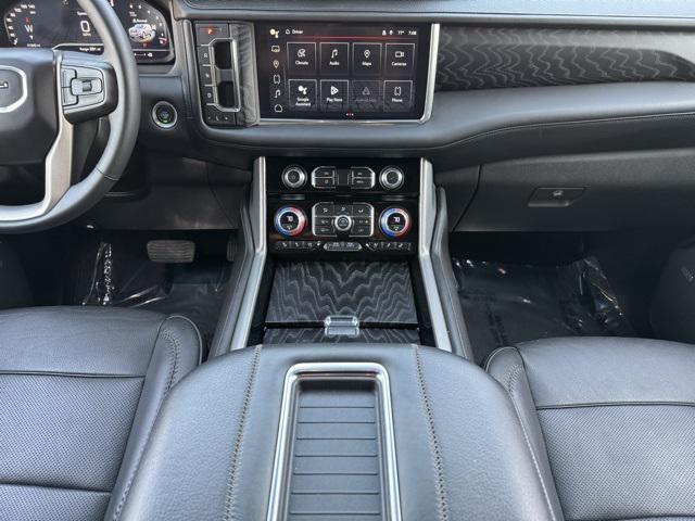 Photo of 2023 Onyx Black GMC Yukon XL
