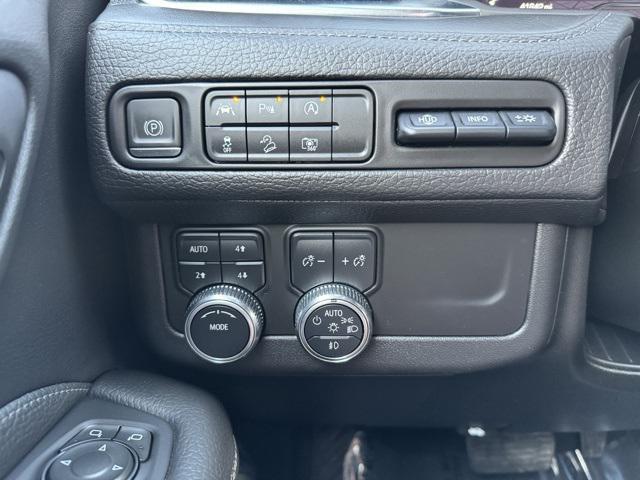 Photo of 2023 Onyx Black GMC Yukon XL