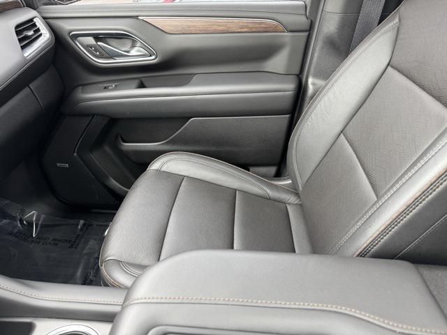 Photo of 2022 Iridescent Pearl Tricoat Chevrolet Tahoe