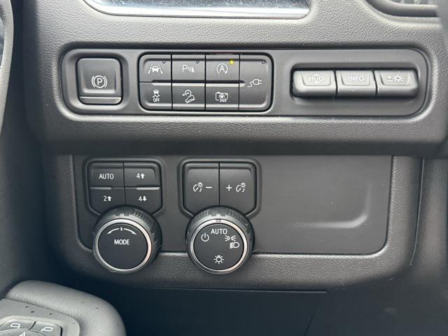 Photo of 2022 Iridescent Pearl Tricoat Chevrolet Tahoe