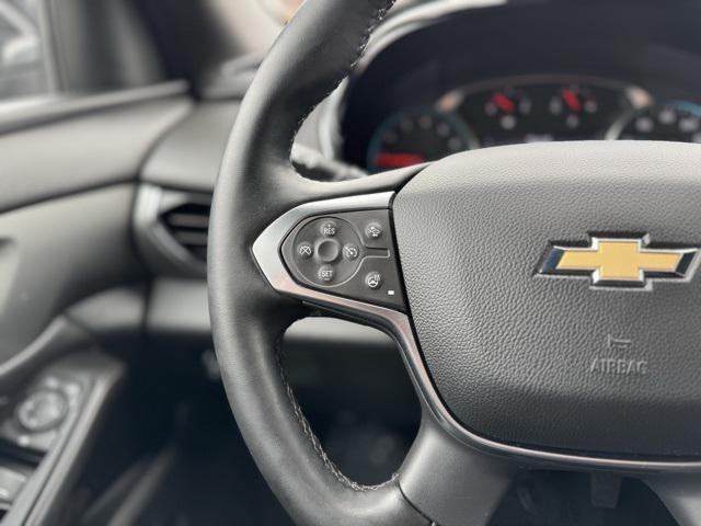 Photo of 2023 Mosaic Black Metallic Chevrolet Traverse