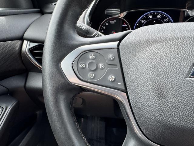 Photo of 2023 Summit White Chevrolet Traverse
