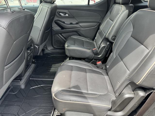 Photo of 2023 Summit White Chevrolet Traverse