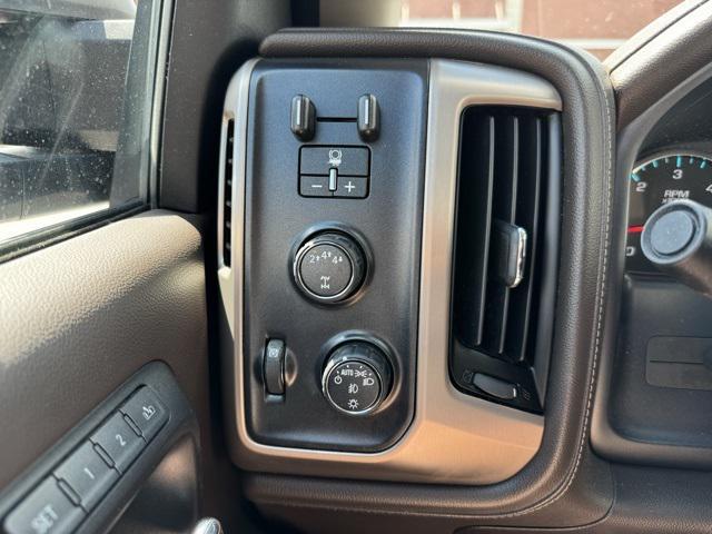 Photo of 2019 White Frost Tricoat GMC Sierra 2500