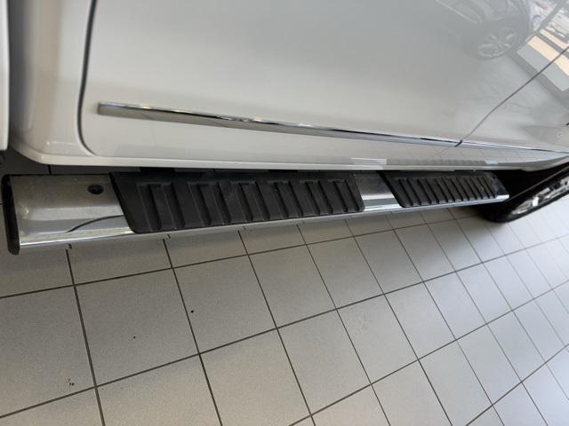 Photo of 2019 White Frost Tricoat GMC Sierra 2500