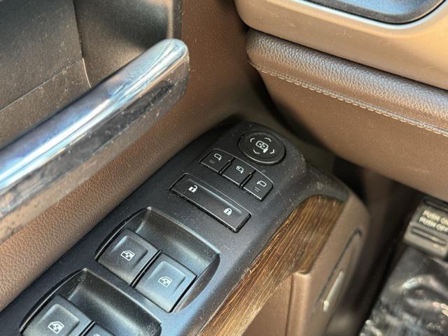 Photo of 2019 White Frost Tricoat GMC Sierra 2500