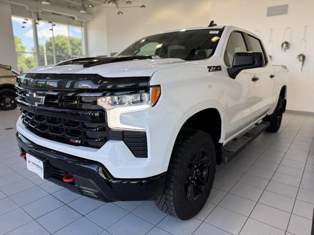 Photo of 2024 Summit White Chevrolet Silverado 1500