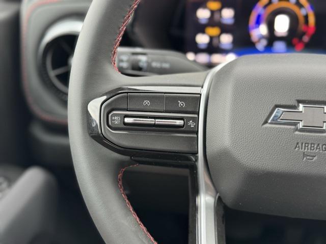 Photo of 2025 Radiant Red Chevrolet Colorado