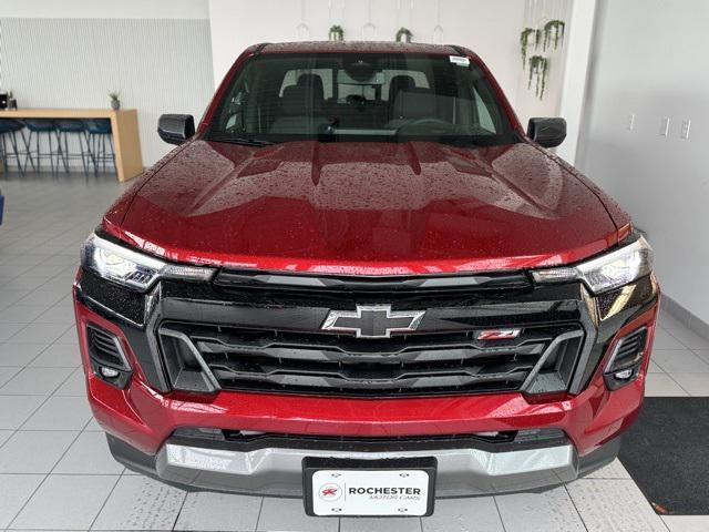 Photo of 2025 Radiant Red Chevrolet Colorado