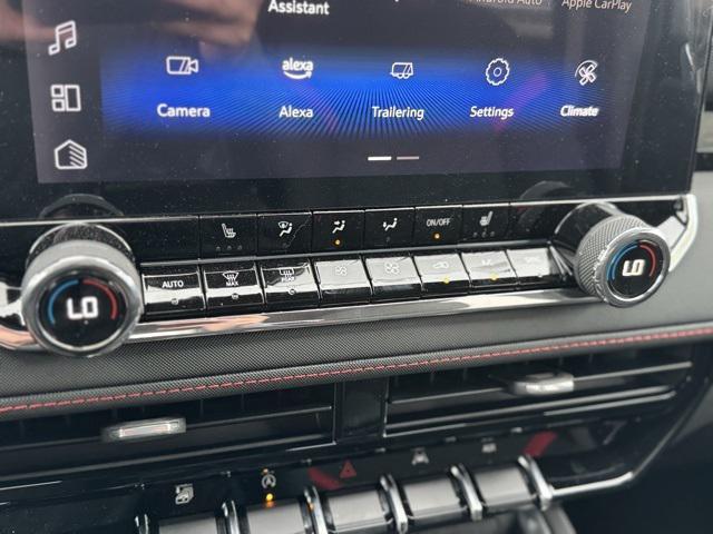 Photo of 2025 Radiant Red Chevrolet Colorado