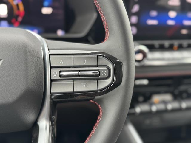Photo of 2025 Radiant Red Chevrolet Colorado