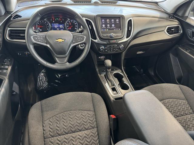 Photo of 2023 Mosaic Black Metallic Chevrolet Equinox