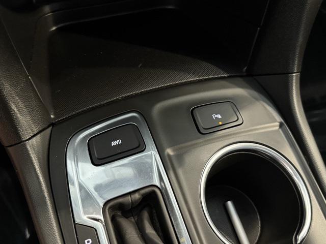 Photo of 2023 Mosaic Black Metallic Chevrolet Equinox