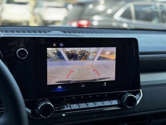 Photo of 2025 Sterling Chevrolet Colorado