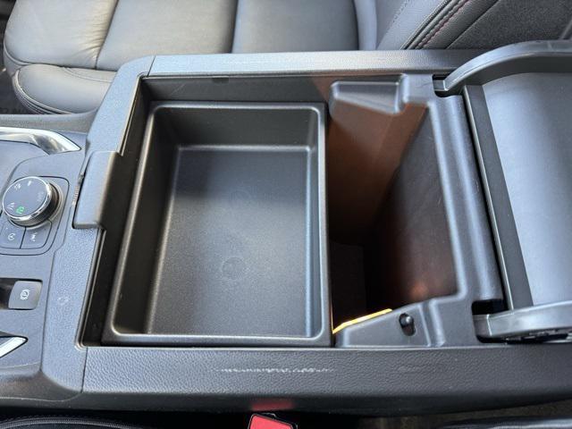 Photo of 2023 Mosaic Black Metallic Chevrolet Traverse