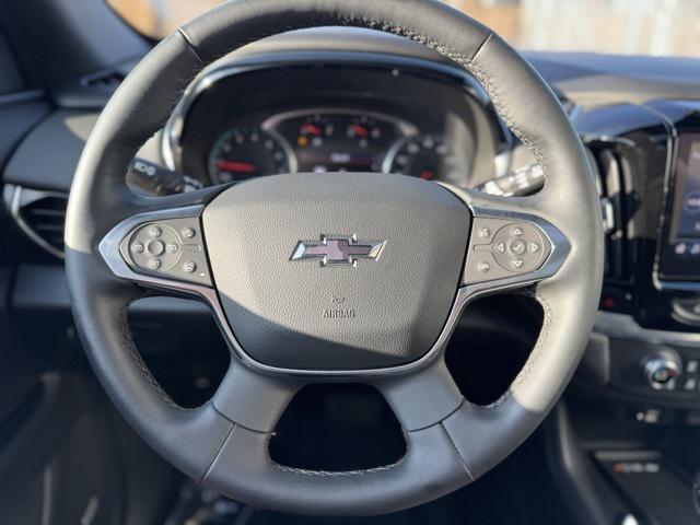 Photo of 2023 Mosaic Black Metallic Chevrolet Traverse