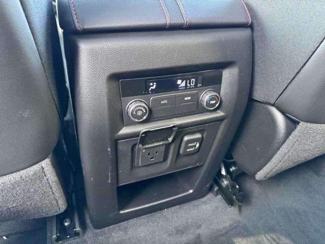 Photo of 2023 Mosaic Black Metallic Chevrolet Traverse