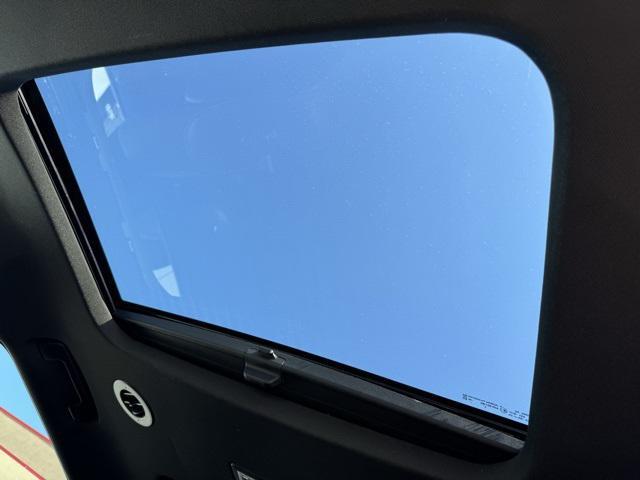 Photo of 2023 Mosaic Black Metallic Chevrolet Traverse