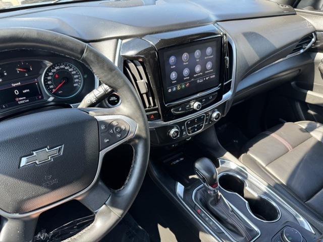 Photo of 2023 Mosaic Black Metallic Chevrolet Traverse