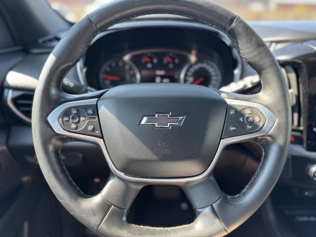 Photo of 2023 Mosaic Black Metallic Chevrolet Traverse