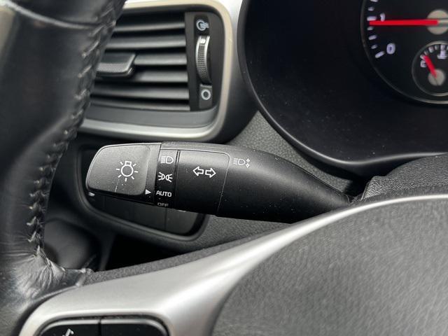 Photo of 2020 Ebony Black Kia Sorento