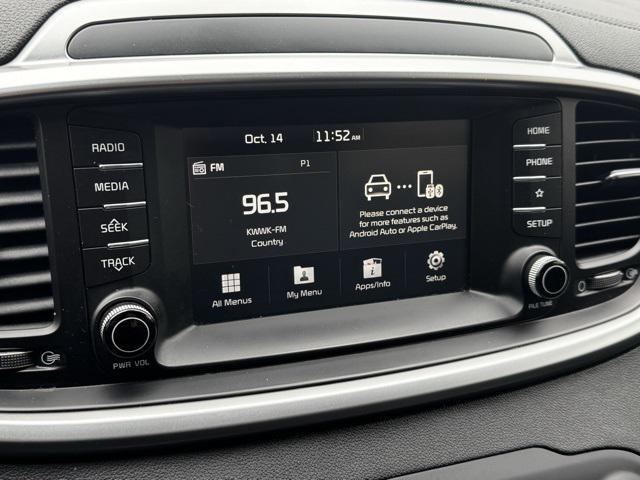 Photo of 2020 Ebony Black Kia Sorento