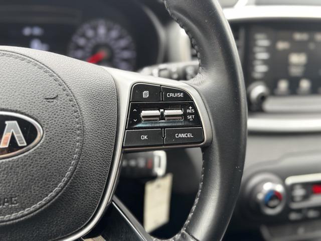 Photo of 2020 Ebony Black Kia Sorento