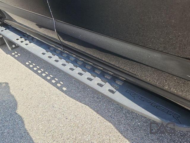 Photo of 2018 Shadow Black Ford F-150